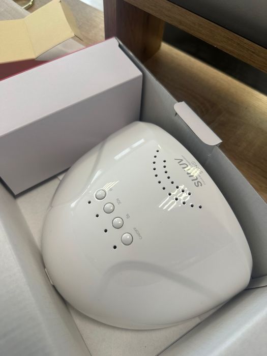 Лампа для манікюру SUNUV