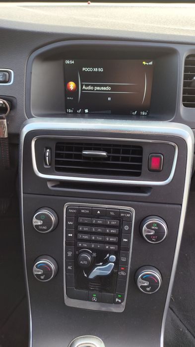 Volvo V60 D4 Momentum Eco