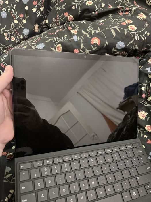 Microsoft Surface Pro 9 13” i7 1255U, 16GB RAM, 512GB, Intel Iris XE