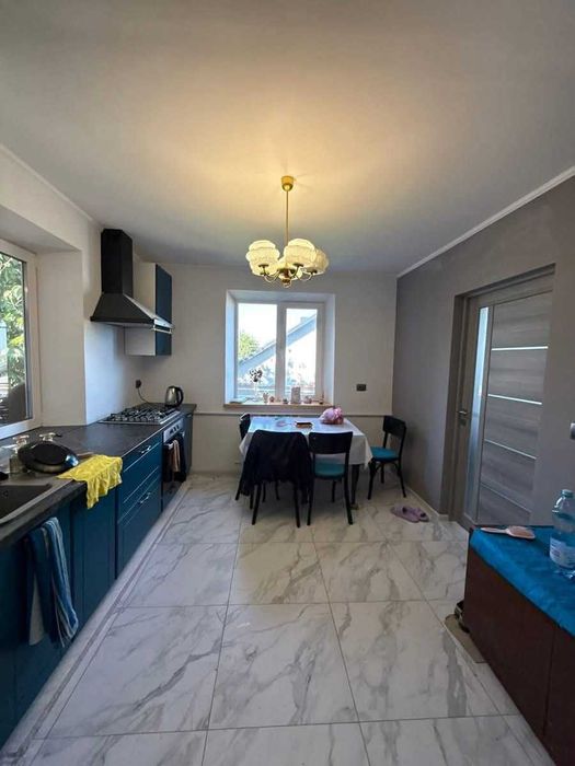 Продаж будинку в Кременці