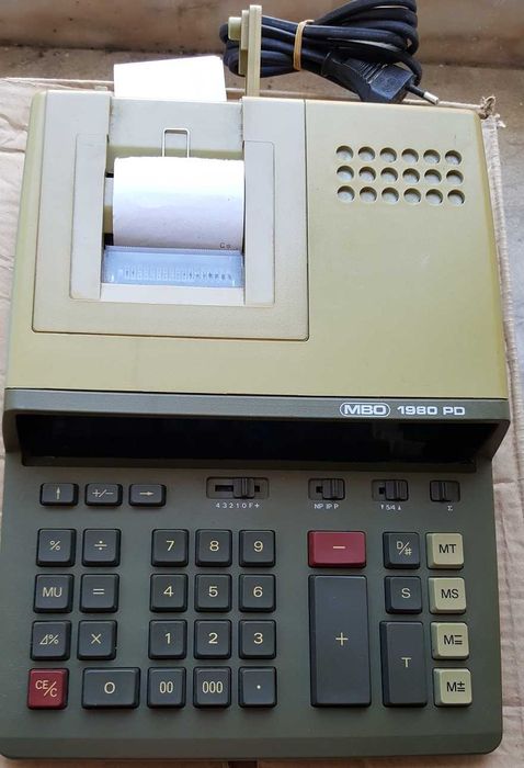 Máquina de Calcular de rolo - MBO 1980  PD - vintage
