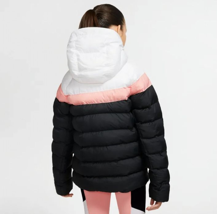 Nike дитяча куртка демі курточка на дівчинку XS/S (122/128/134см) 7-9р