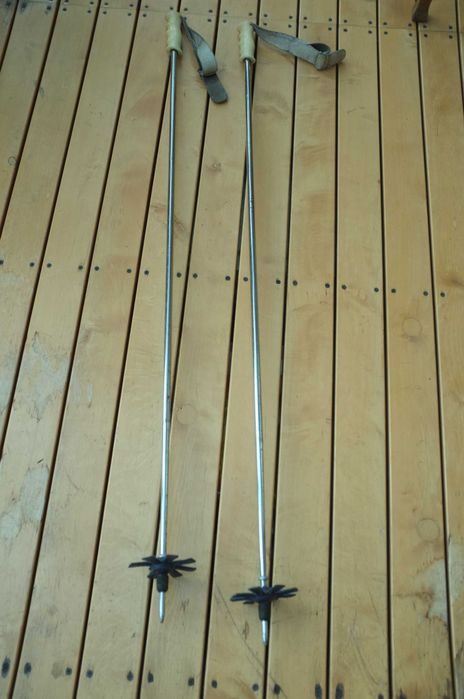 zabytkowe kije kijki narciarskie narty Polsport 125 cm PRL zabytek