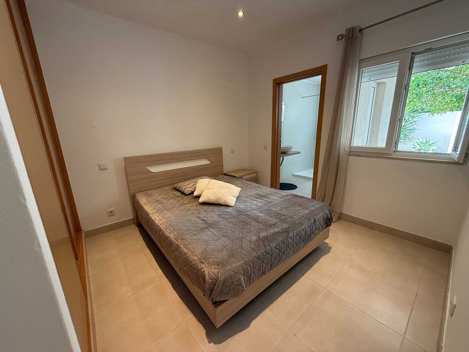 Apartamento T3| Andar de Moradia| amplo, totalmente mobilado e equipado_ ANUAL