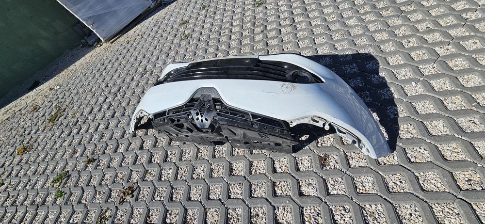 Parachoques renault clio 4