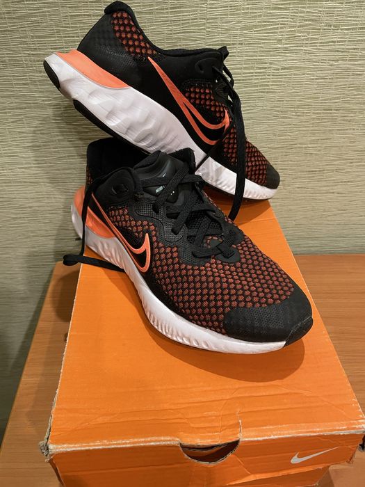 Дітячі кросівки Nike Renew run 2 (GS)