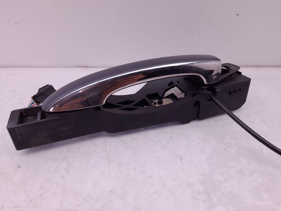 Puxador porta frente direita RENAULT Megane IV (B9A/M_)