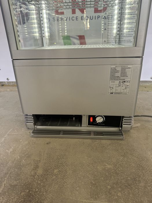 Холодильна Вітрина Нова Кондитерська Обєм 78 Оітрів KBS Німеччина!