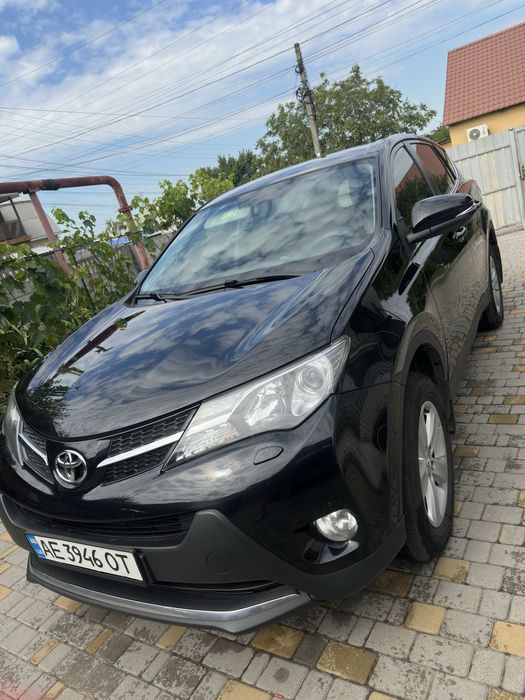 Продам Toyota Rav4