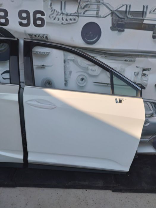 Lexus RX LONG двері права сторона Лексус РХ Лонг 16-22 року