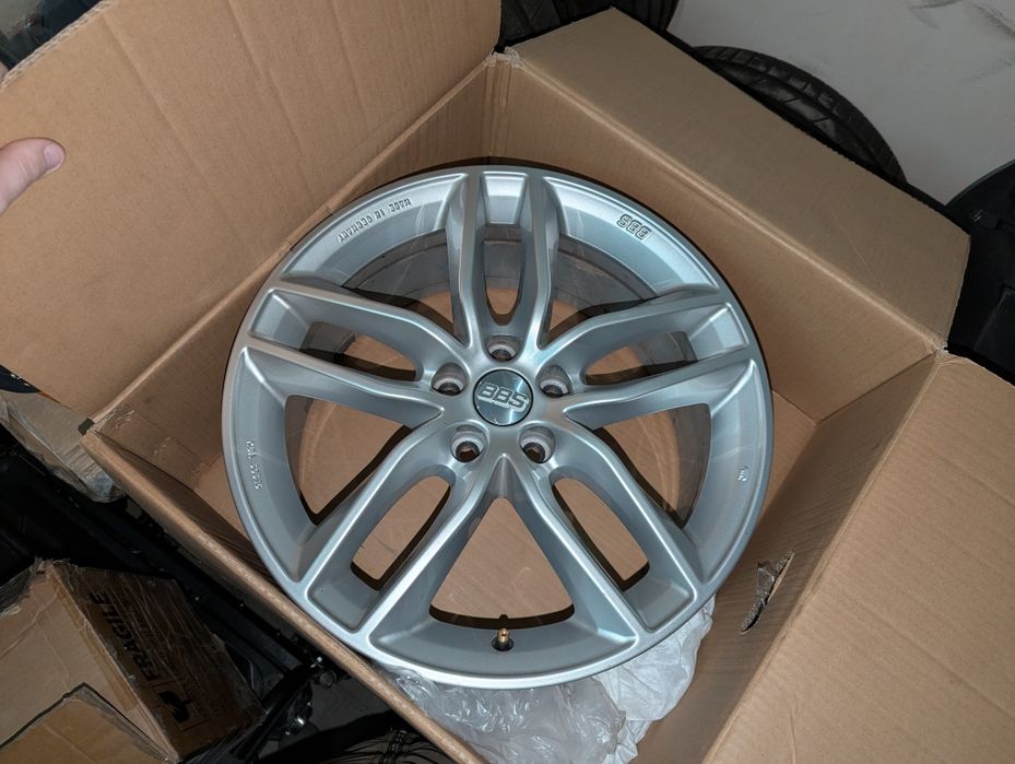 Диски в ідеалі BBS 5 108 R18 на Ford Volvo Jaguar Land rover Mach E