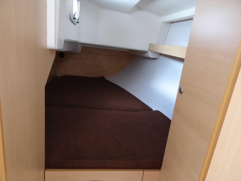 Sprzedam jacht żaglowy PHILA 900