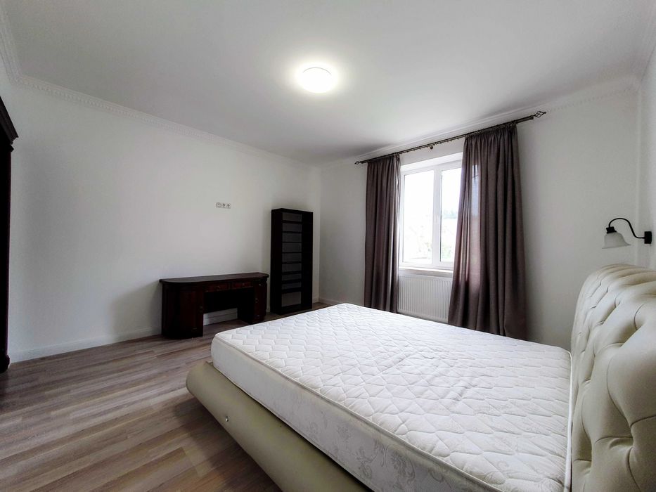 Здається 5-ти кімнатний БУДИНОК на ДОСЛІДНІЙ СТАНЦІЇ. Гараж на 2 авто.