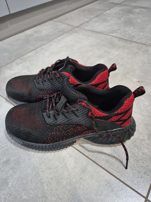 Buty robocze rozmiar 43.