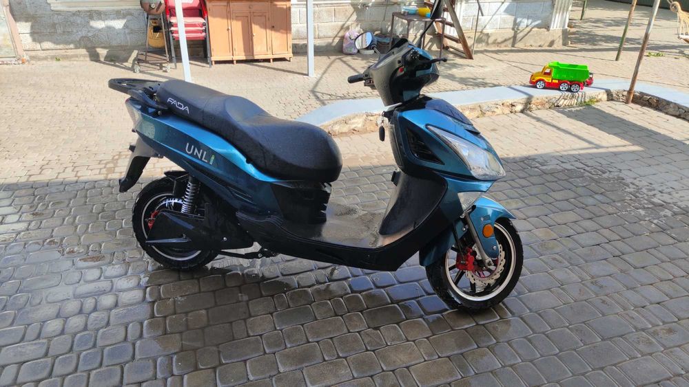 Электроскутер FADA UNLI 2000W Li-ion