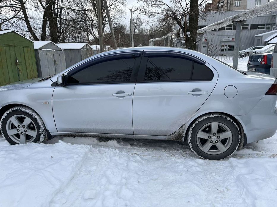Продам. В гарному стані. Всі питання за телефоном