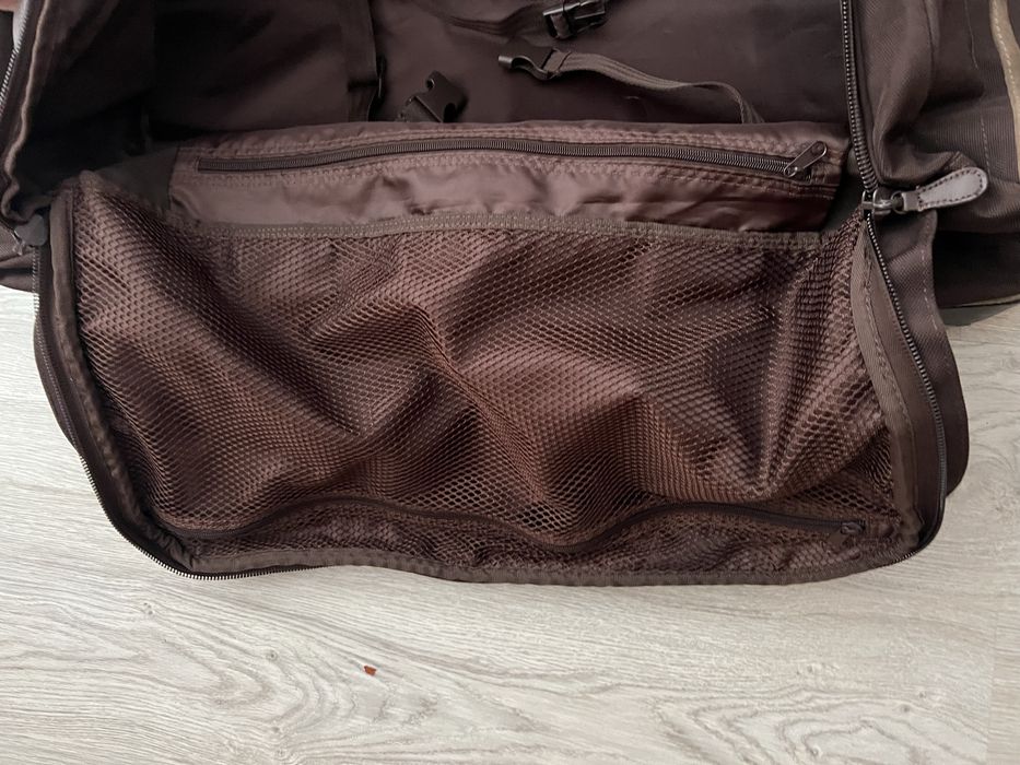 Mala de viagem com rodas da marca Berg