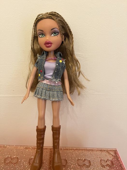 Кукла Bratz братц