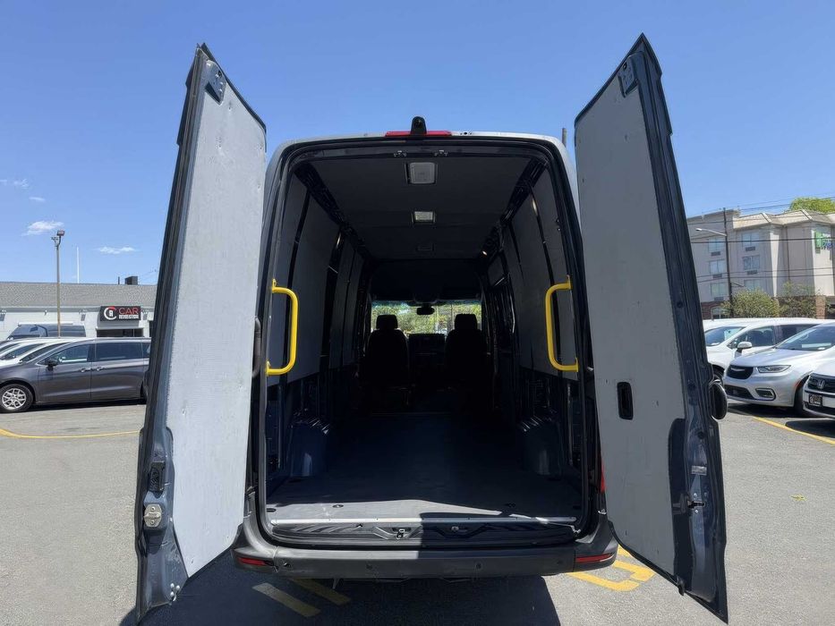 Mercedes-Benz Sprinter      2019