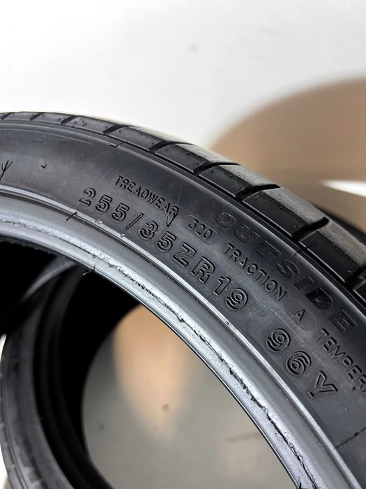 Pneus Imperial Eco Sport 2 - 255/35/19 - Como NOVOS