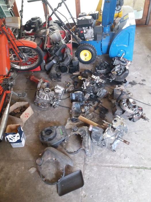 Газонокосарка.Брикс.  Хонда 135. 160.На запчастини.