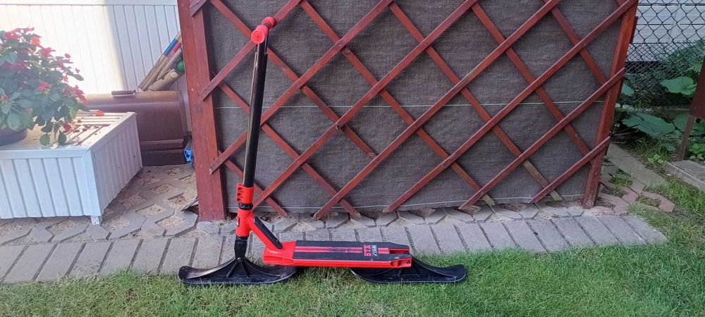 Hulajnogi sniezne uzywane 2 szt