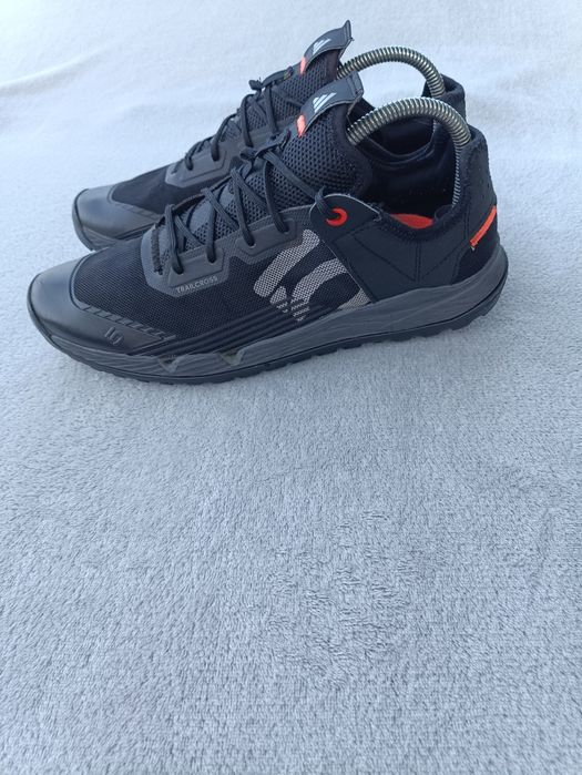 Мужские кроссовки Adidas р41