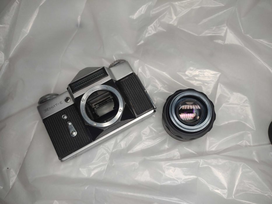 Zenit-e . Helios 44-2.