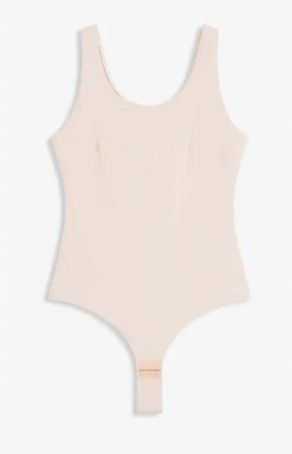 B.P.C. body beżowe ze stringami feel comfort 48/50.