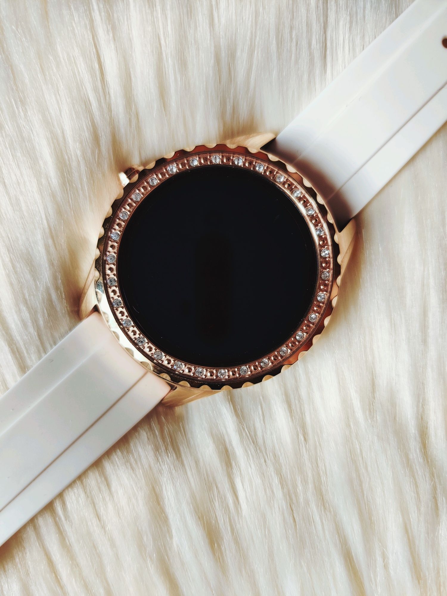 Smartwatch Guess Connect C1003L1 Wroc aw Krzyki OLX.pl