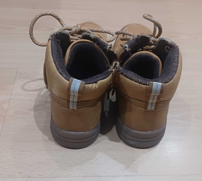 Botas camel da Zara para criança - n°34