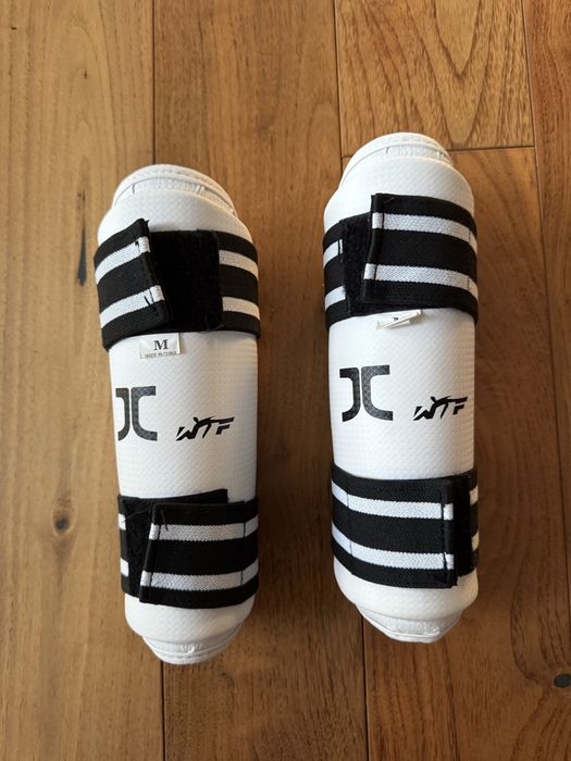 Ochraniacze na przedramienia JC do taekwondo