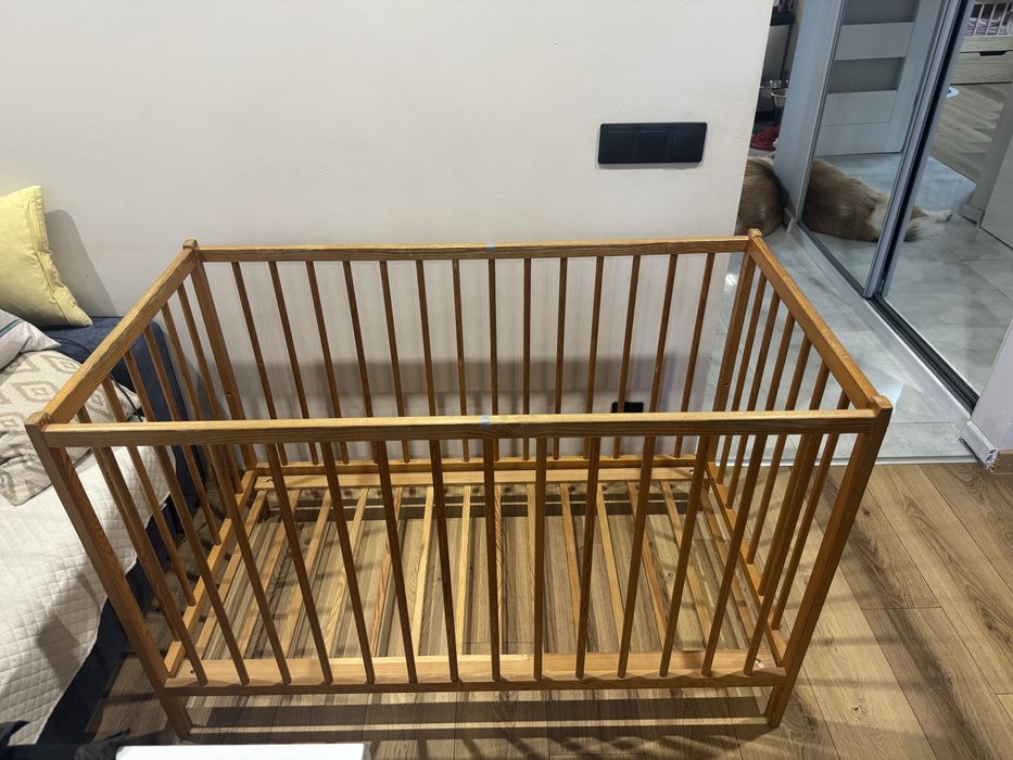 Łóżeczko 120x60.