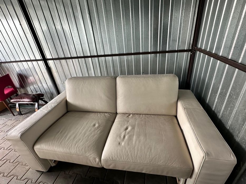 Sofa i dwa rozkładane fotele