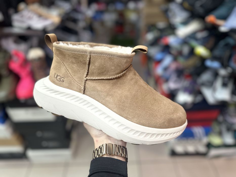 Черевики UGG V2 Ultra mini boot ( РОЗМІР 42 )