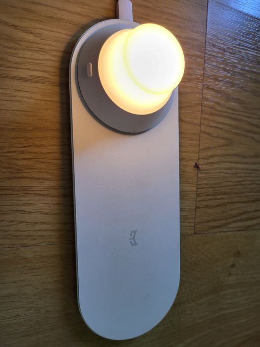 YEELIGHT - Weireless Charging Nightlight