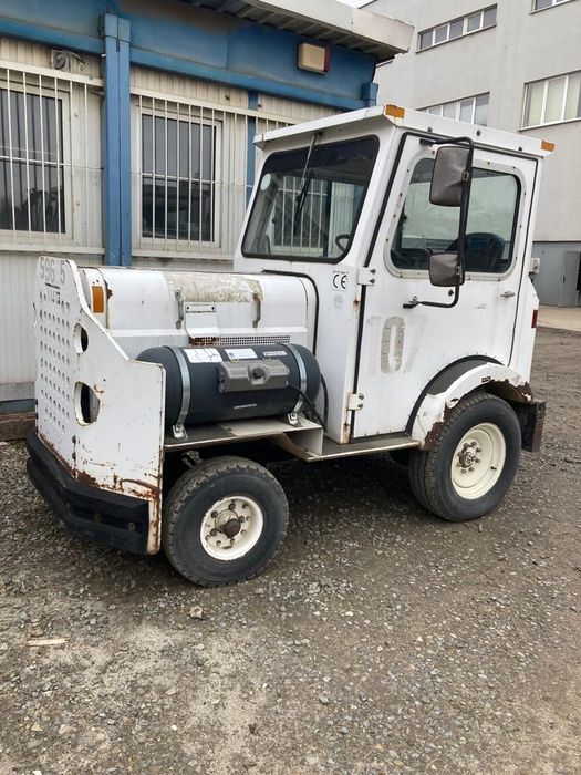 TUG MA5042  Ciągnik terminalowy, lokomotywa, traktor (instalacja gazowa)