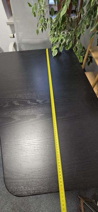 Biurko w dobrym stanie