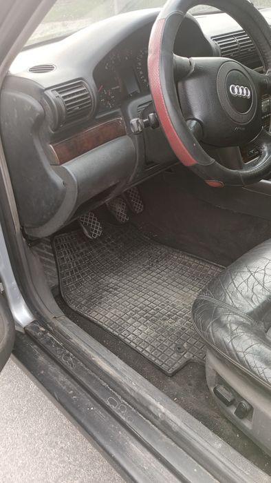 Ауди А4 B5 1.9 Audi турбо дизель универсал кожаный салон максимальная комплектация