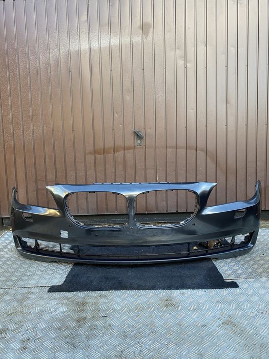 Zderzak przedni BMW Seria 7 F01 F02 PDC Spryski Sophistograu