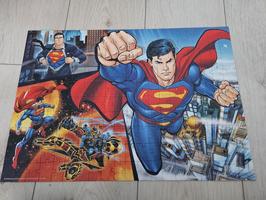 Puzzle Trefl 200 Superman