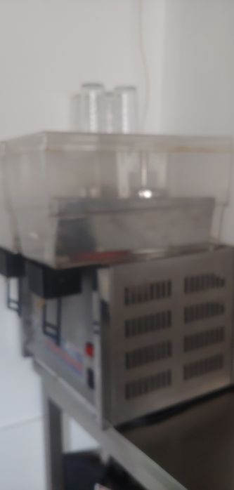 Refrigerator de sumos