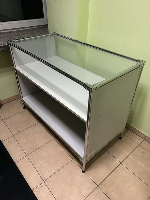 Lada szklana ekspozycyjna