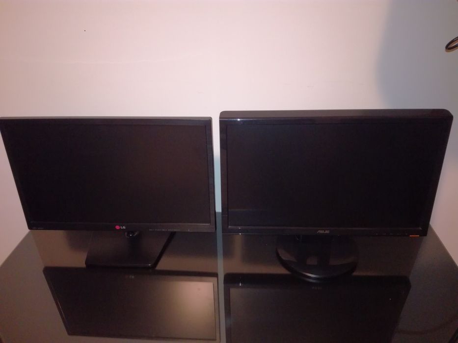 Monitor ASUS e LG