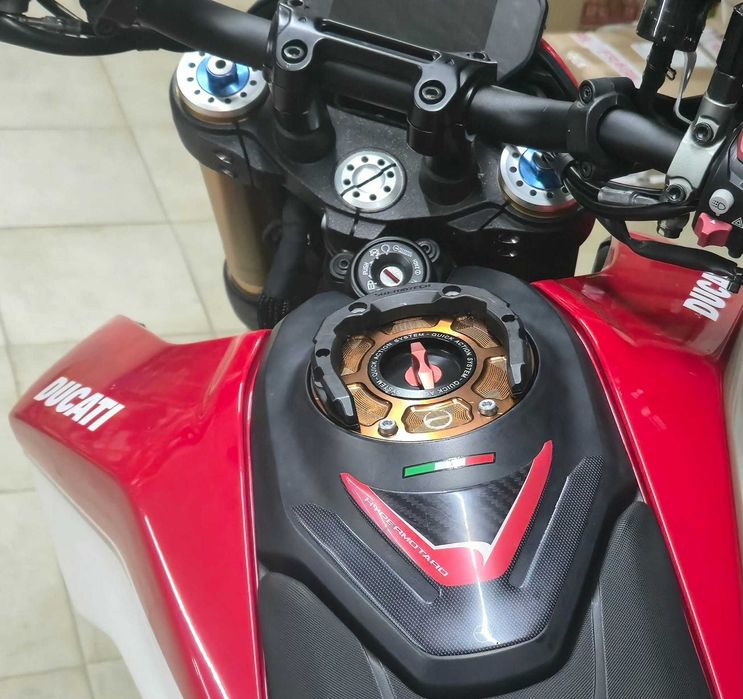 Ducati hypermotard 950 SP