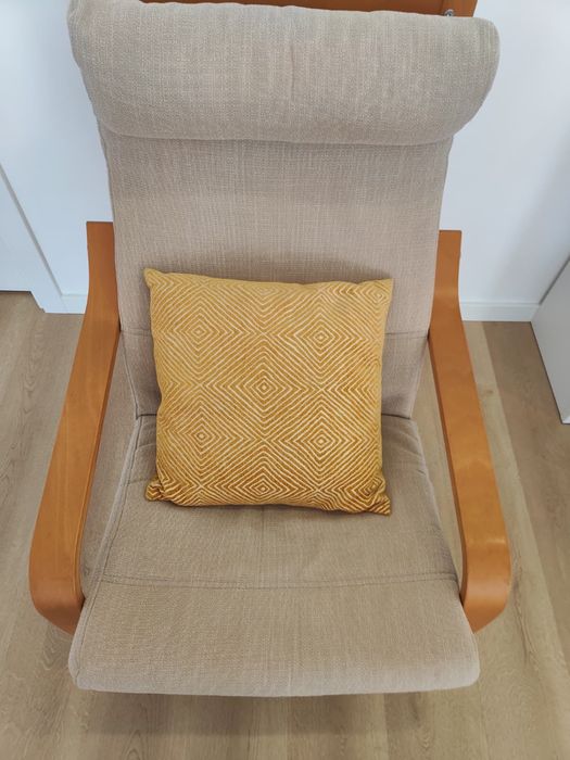 Cadeira de baloiço bege