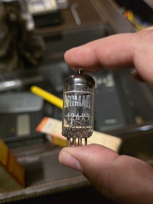 Válvulas Brimar 12AX7 NOS (quarteto)