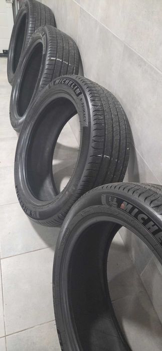 MICHELIN e prymacy  225/50 R19