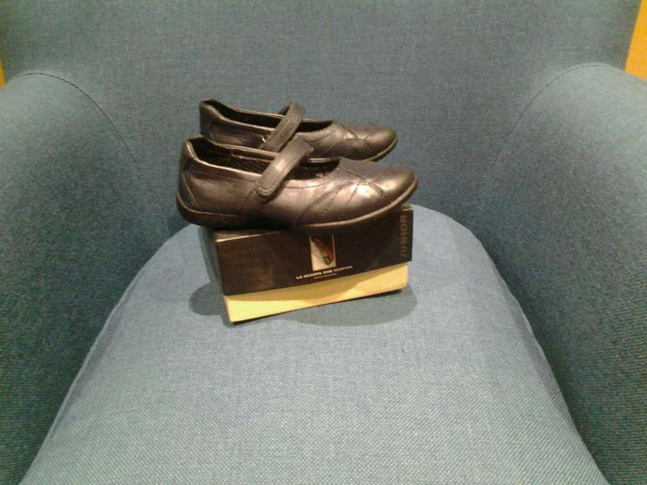 Sapatos de menina da GEOX