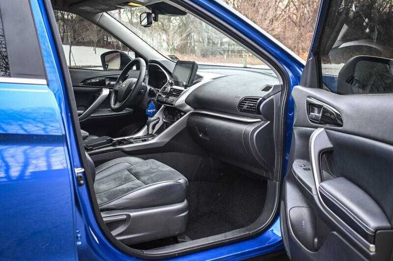 2023 Mitsubishi Eclipse Cross SE